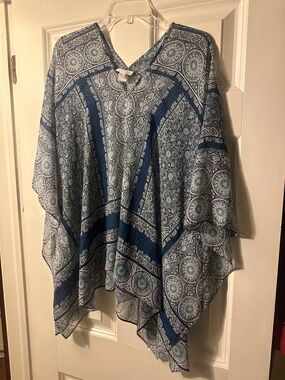 J. Jill Navy and Light Blue Paisley V-Neck Tunic
